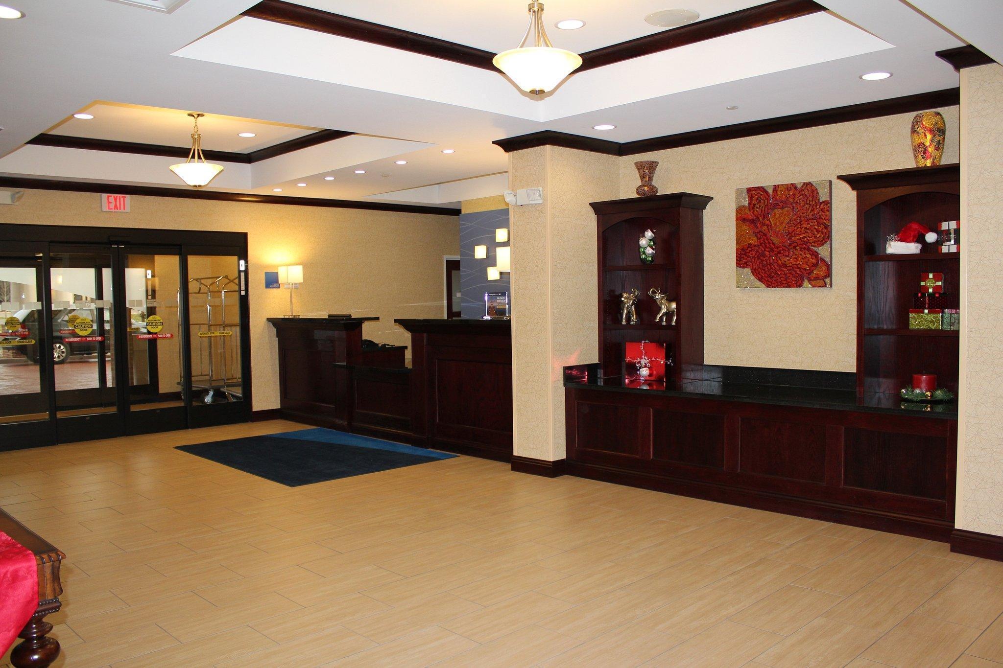 Holiday Inn Express Niles By Ihg Exteriér fotografie