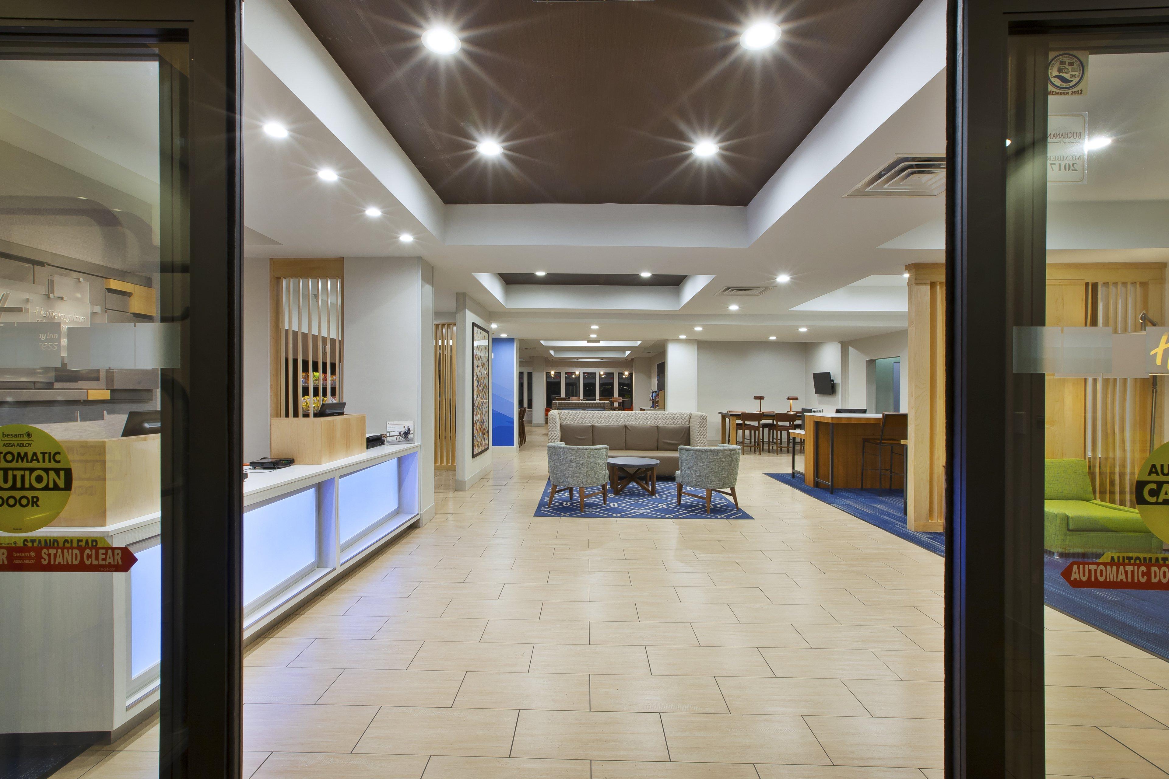 Holiday Inn Express Niles By Ihg Exteriér fotografie