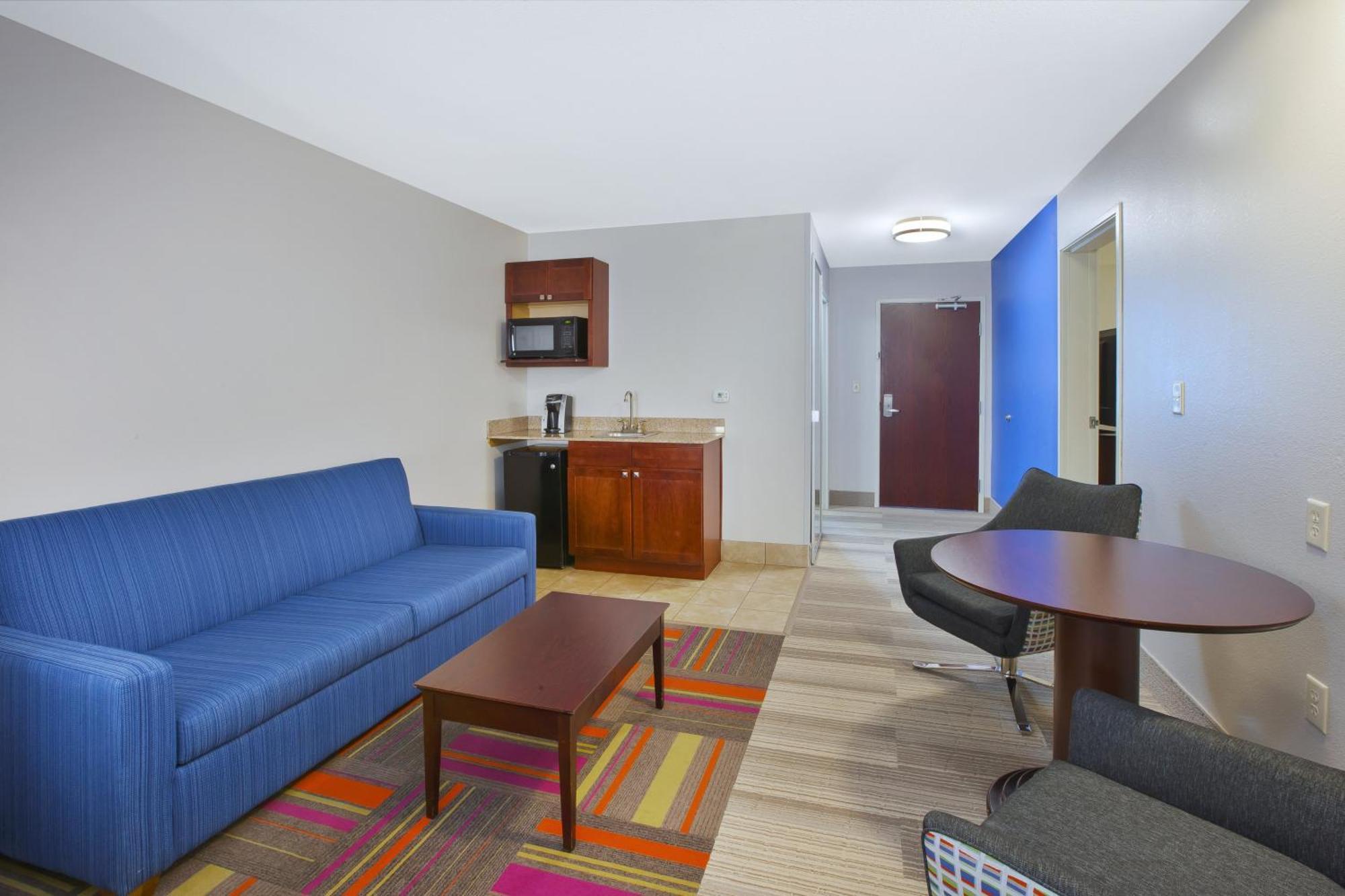 Holiday Inn Express Niles By Ihg Exteriér fotografie