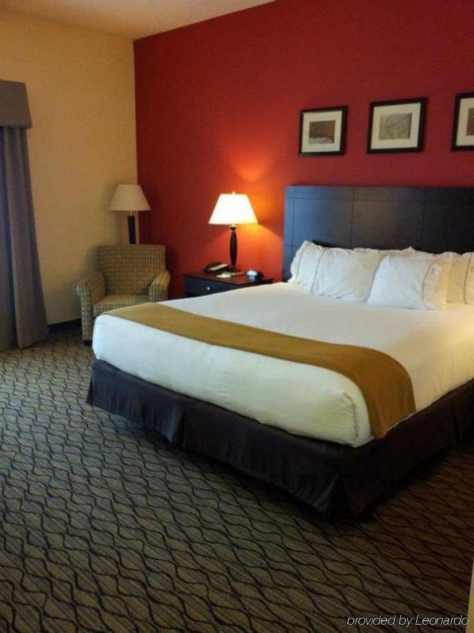 Holiday Inn Express Niles By Ihg Exteriér fotografie